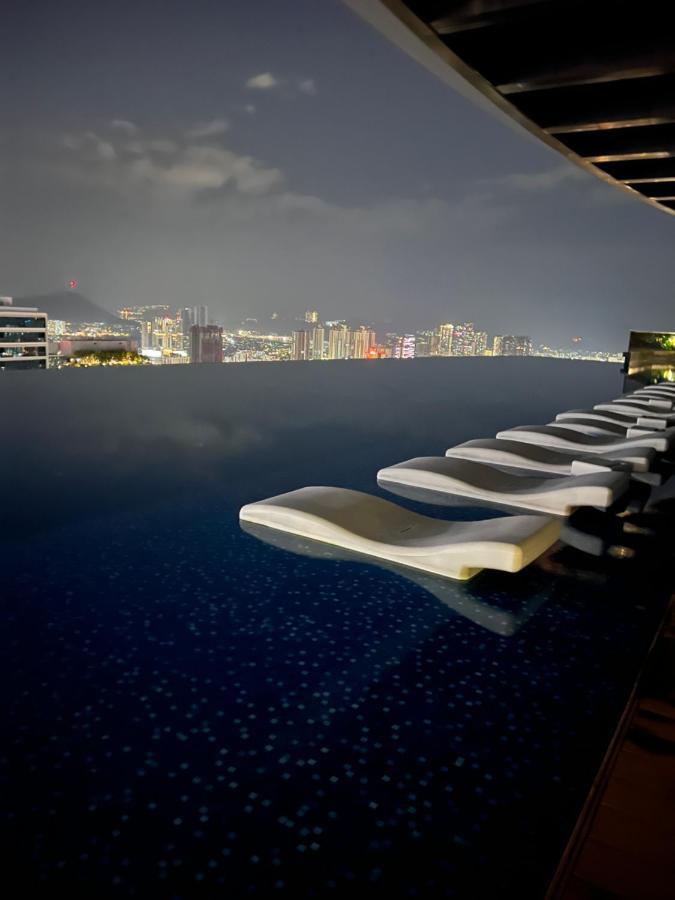 Luxury Suites At Eaton Klcc กัวลาลัมเปอร์ ภายนอก รูปภาพ