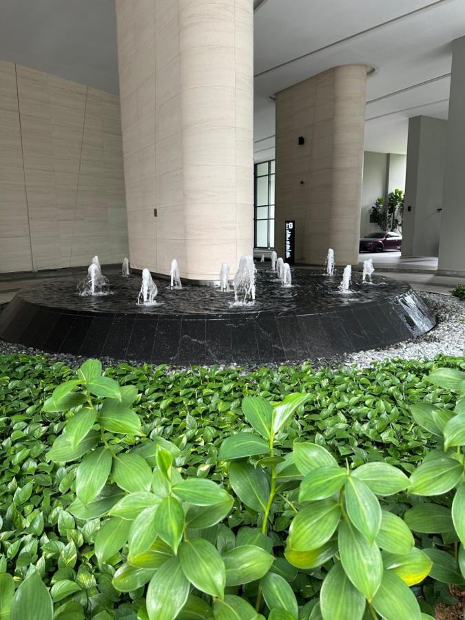 Luxury Suites At Eaton Klcc กัวลาลัมเปอร์ ภายนอก รูปภาพ