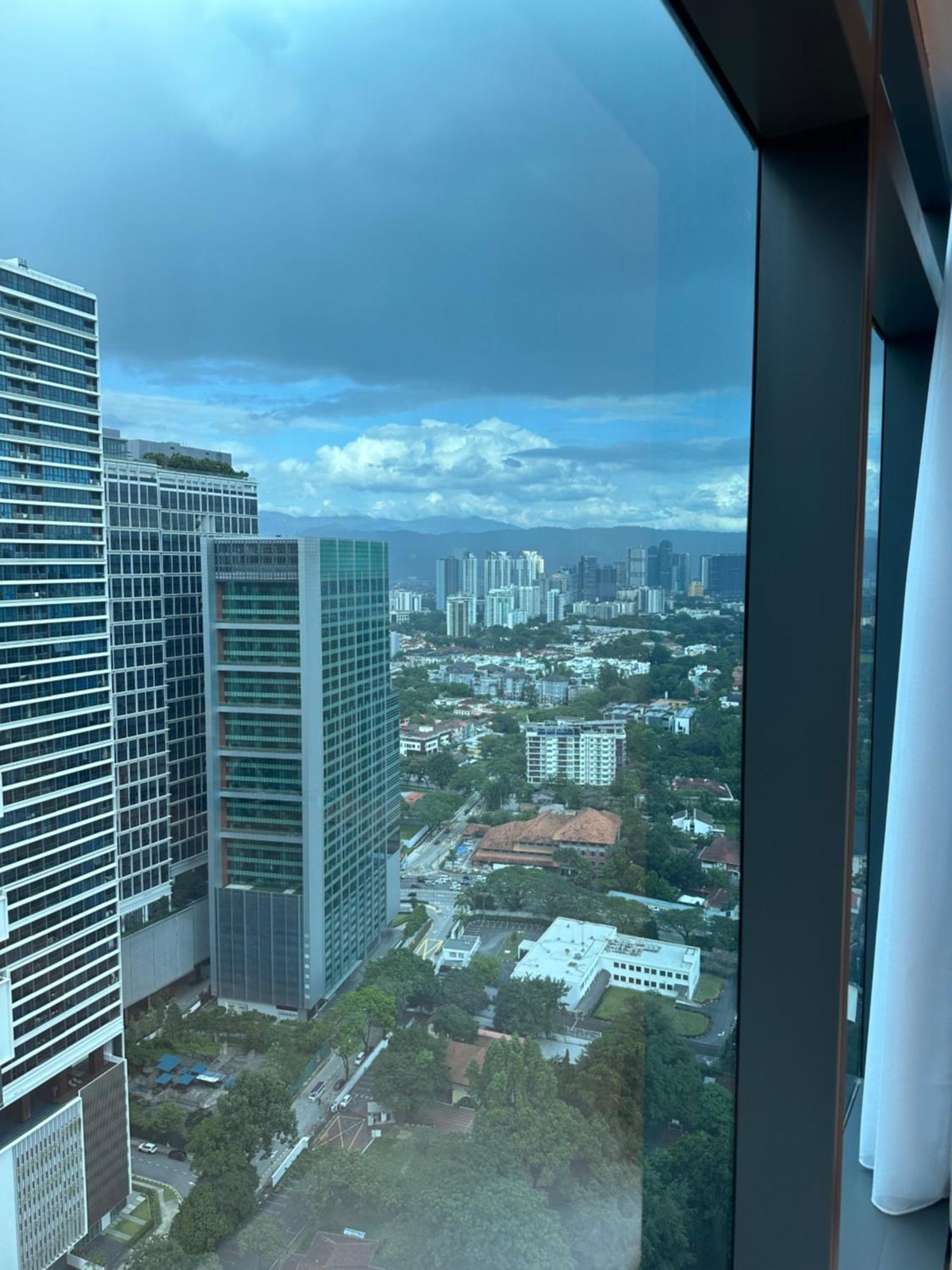 Luxury Suites At Eaton Klcc กัวลาลัมเปอร์ ภายนอก รูปภาพ