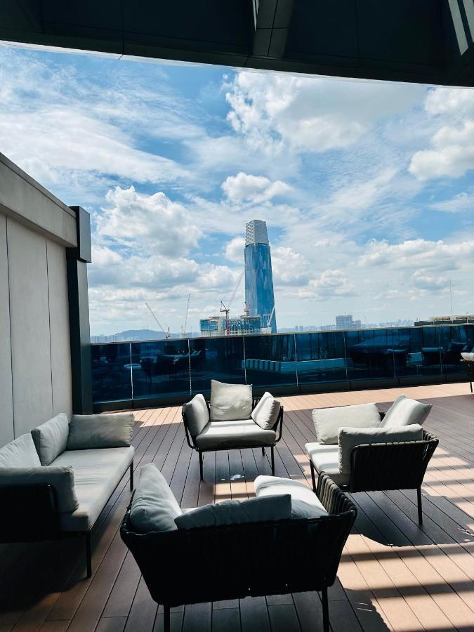 Luxury Suites At Eaton Klcc กัวลาลัมเปอร์ ภายนอก รูปภาพ