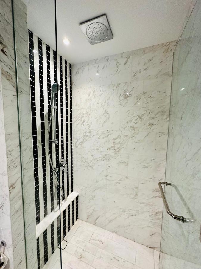 Luxury Suites At Eaton Klcc กัวลาลัมเปอร์ ภายนอก รูปภาพ